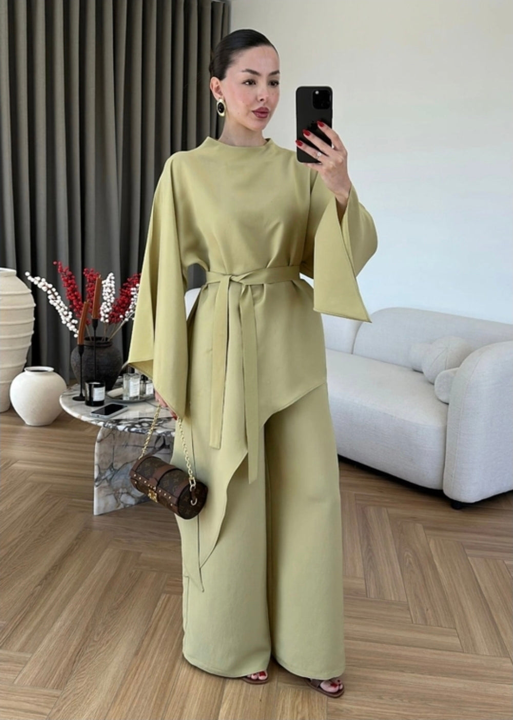 Thr Classic&modest suit