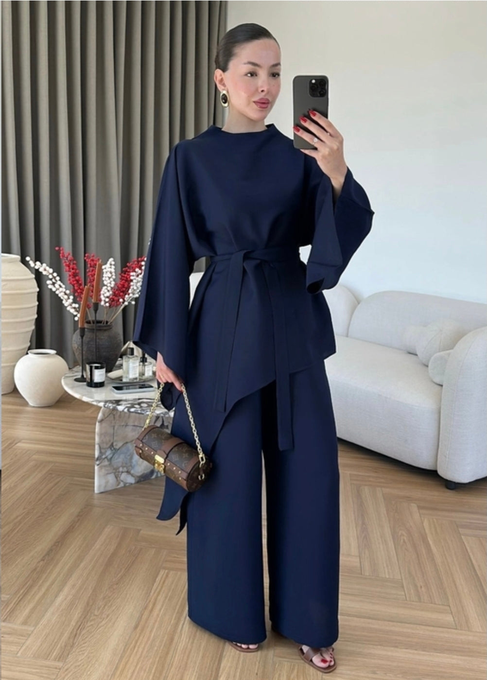 Thr Classic&modest suit