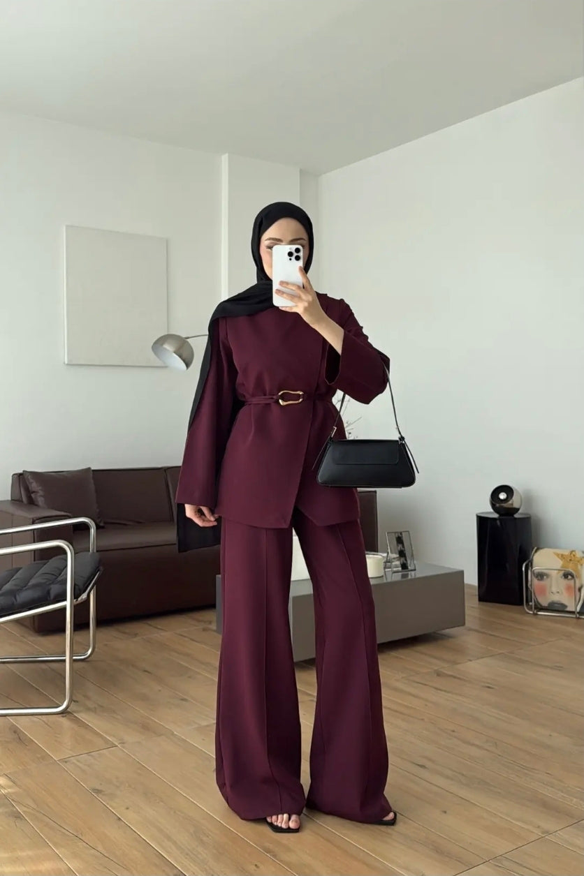 Classy modest set