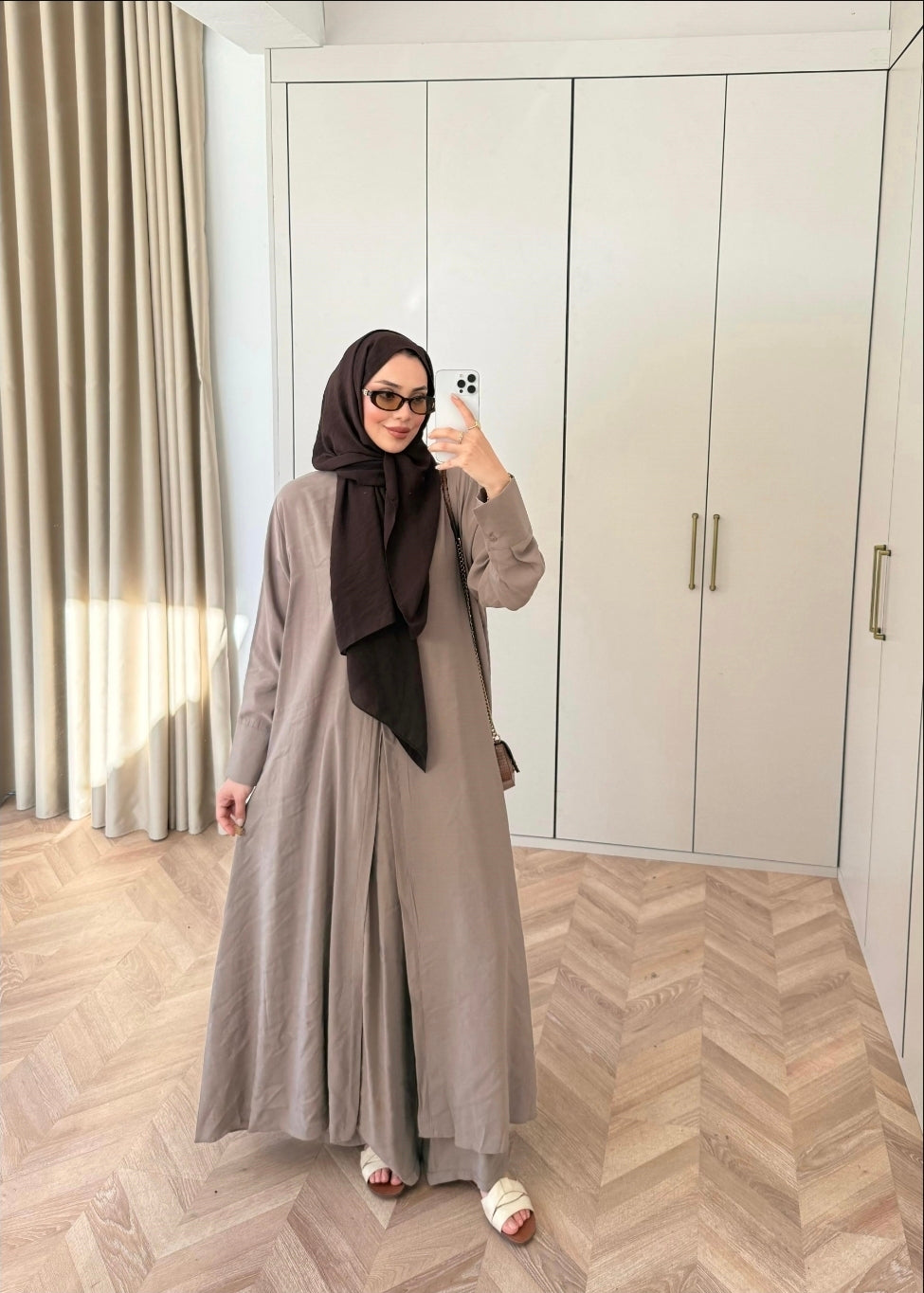 Iconic set for hijab