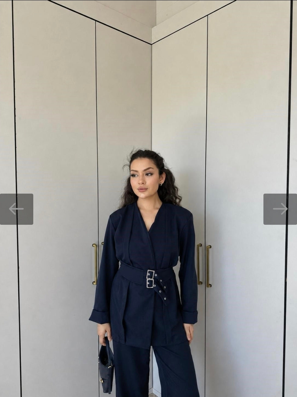 Elegant modest set