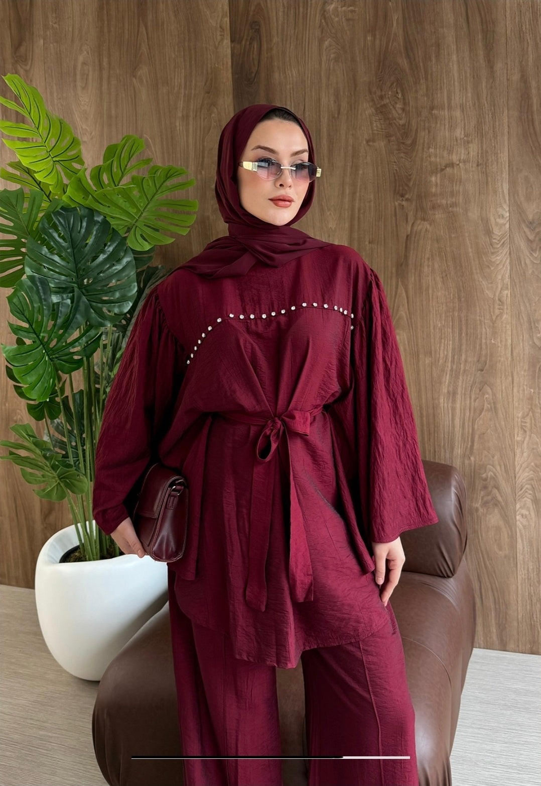 Modest set
