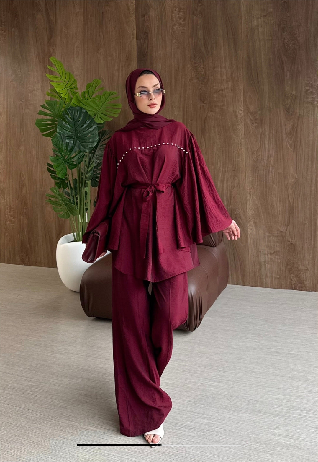 Modest set