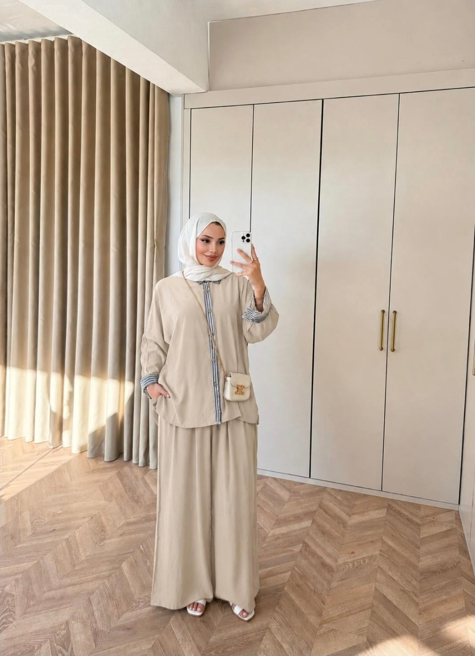 Modest set