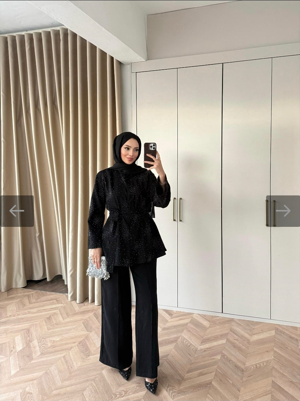 Elegant modest set