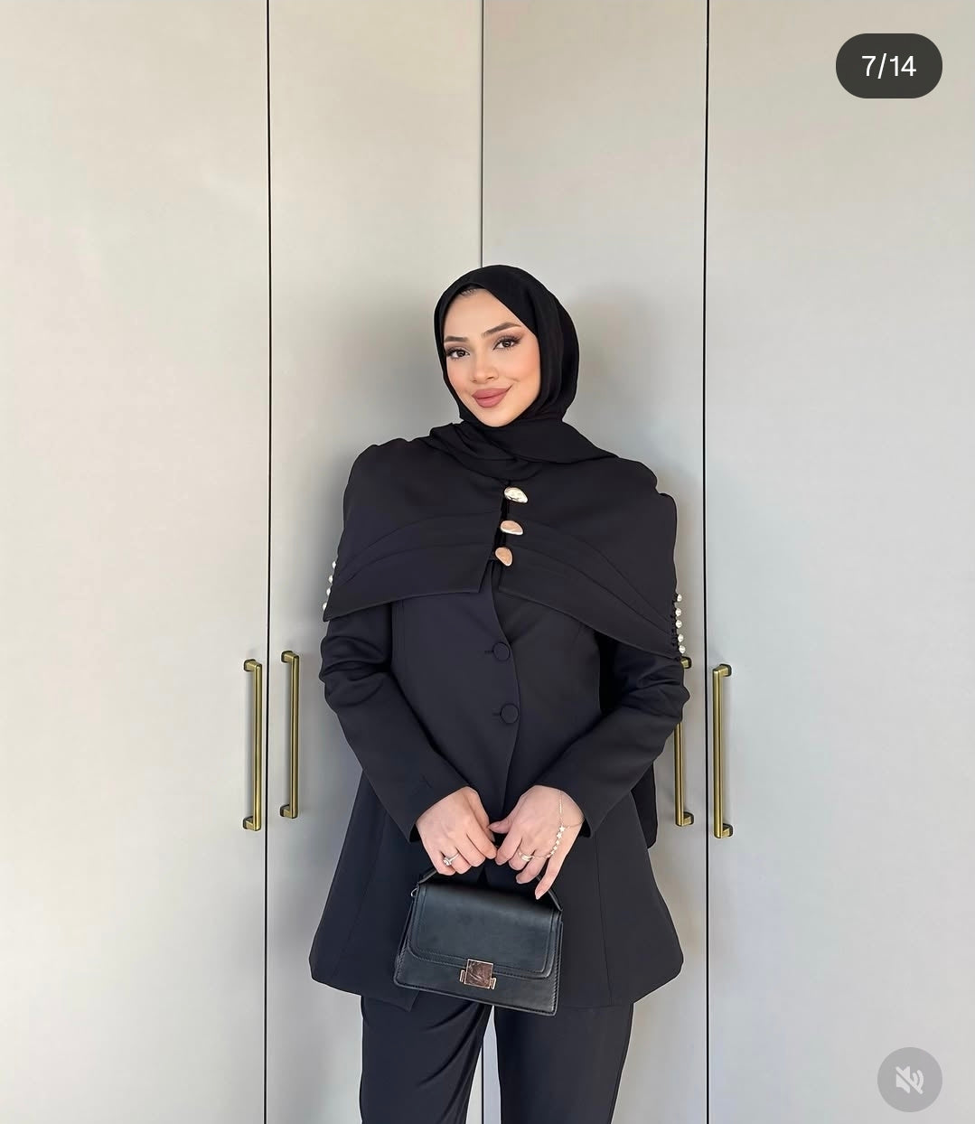 Modest set
