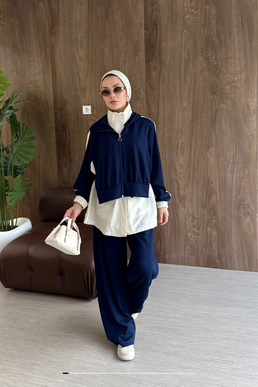 Modest casual set