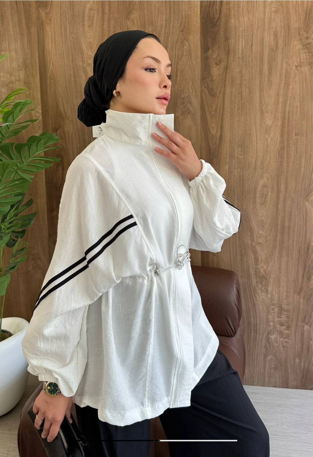 Modest set