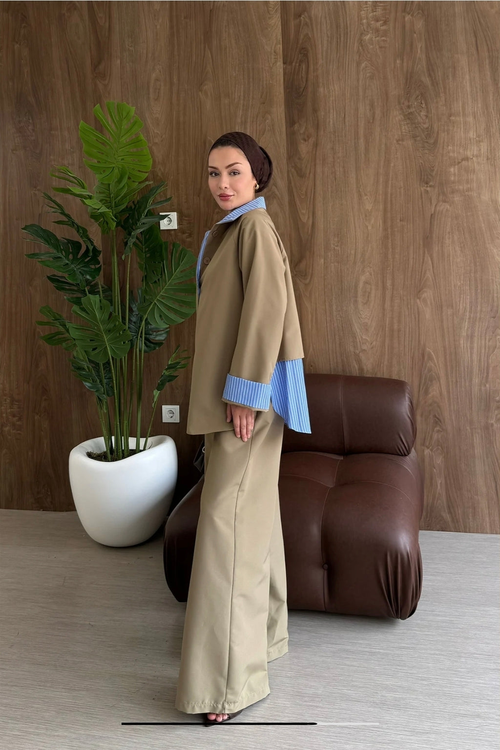 Classy modest set